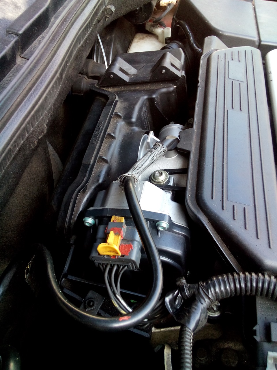 Замена дроссельной заслонки на новую (металлическую). Замена ГРМ/помпы ...