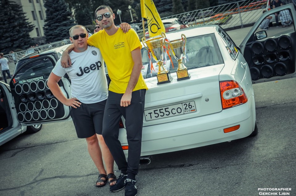 Фестиваль "парковка" Ставрополь — Lada Приора седан, 1,6 л, 2009 года ...