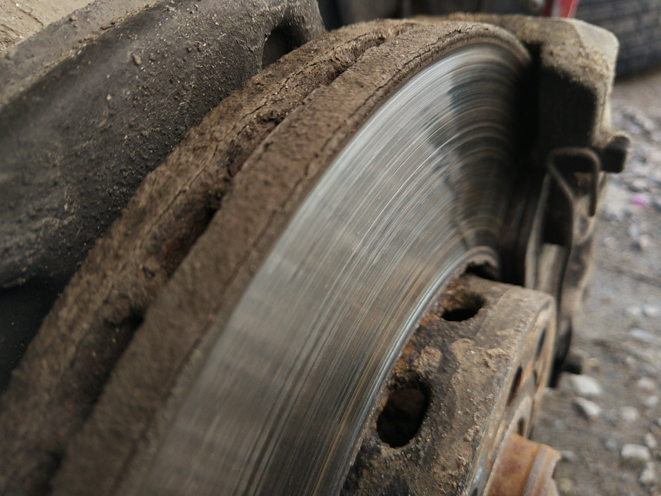 Сильно стертые диски, померил 22 мм — Audi A4 (B6)