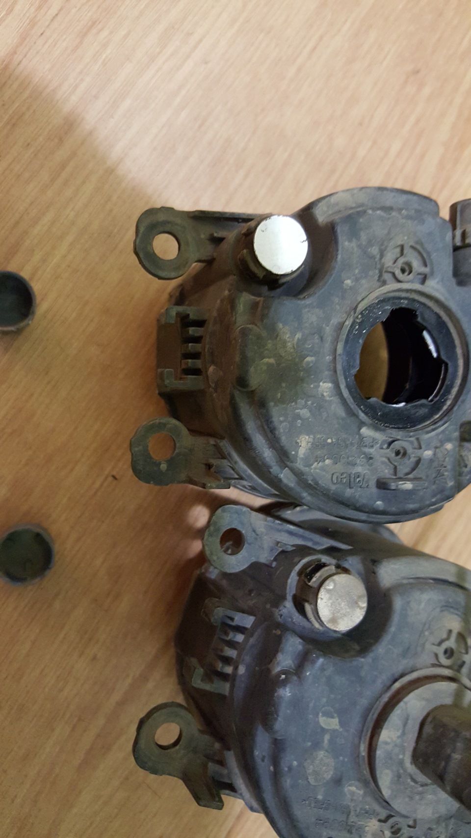 Опять потеют противотуманки — Opel Astra H GTC, 1,8 л, 2008 года ...