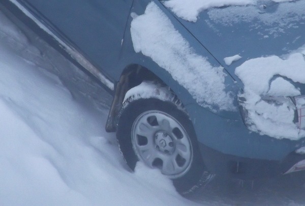 Польские брызговики неплохая защита от налипания снега на порогах ...