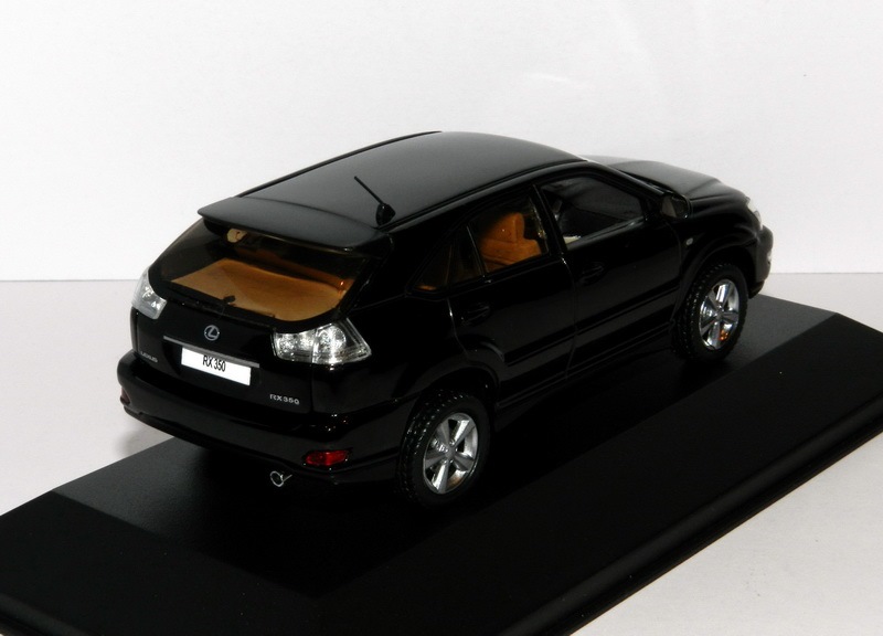 Модель лексус рх 300. Lexus RX 1/43. Toyota Harrier 1/43. Lexus rx300 моделька. Модель 1 43 Лексус rx300.