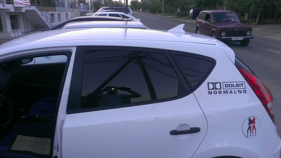 акулий плавник — Hyundai i30 (1G), 1,4 л, 2010 года | тюнинг | DRIVE2
