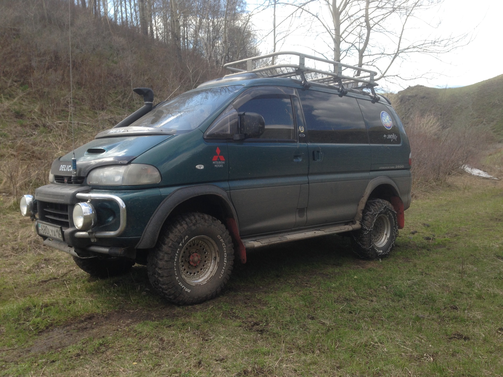 Митсубиси делика л400. Митсубиси делика л400. Мицубиси делика 2. Митсубиси l400. Мицубиси делика l400.