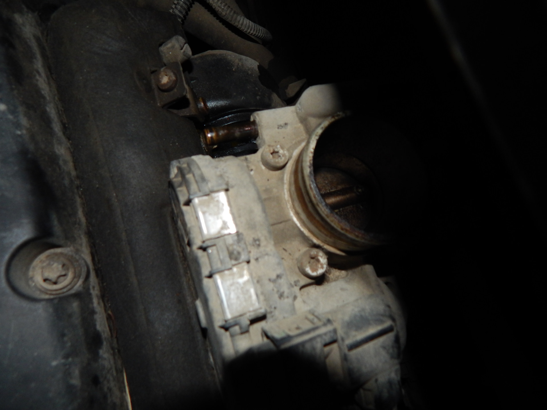 Я пригласил вас, господа, с тем, чтобы сообщить вам пренеприятное ...