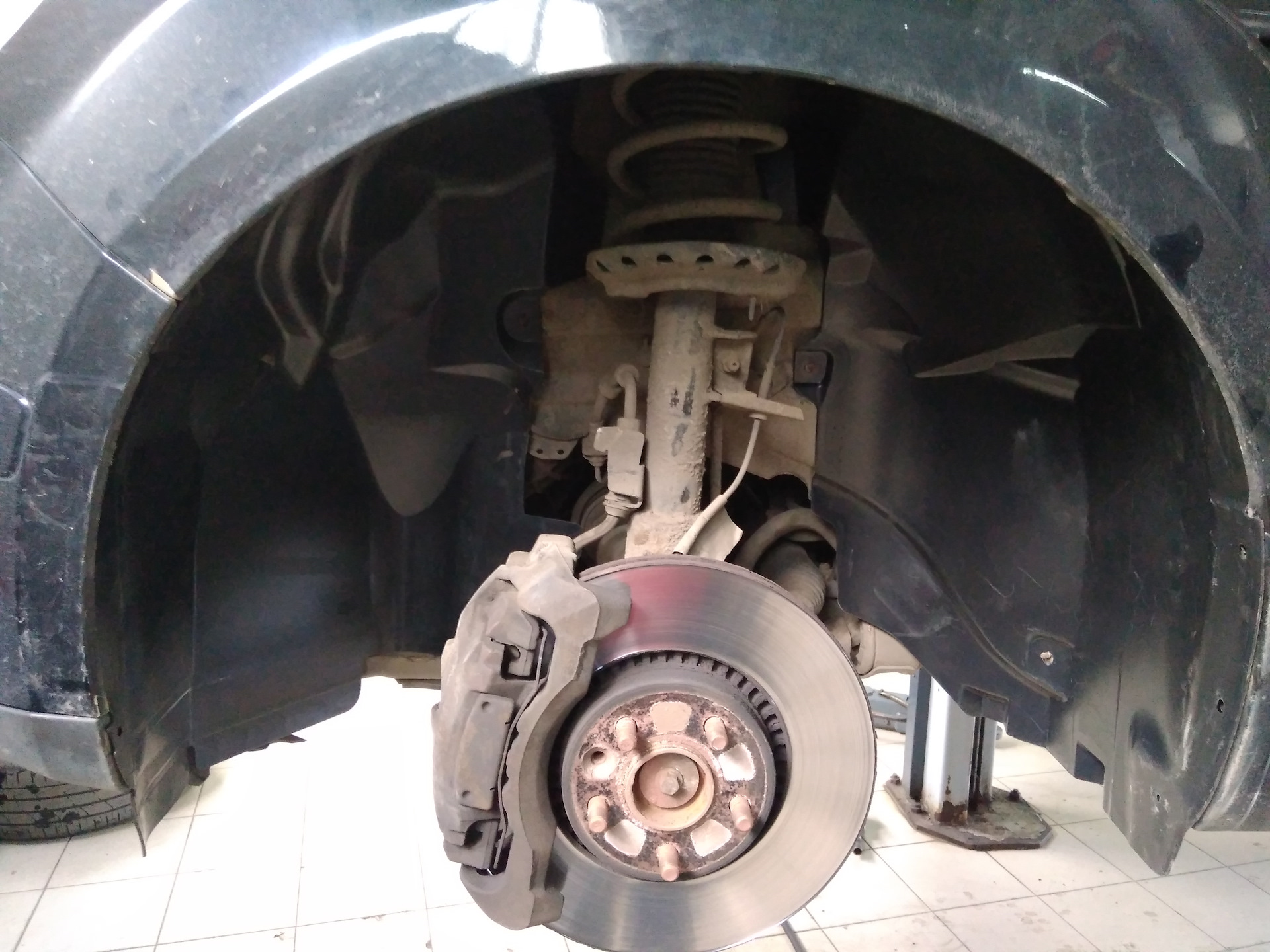 Как снять подкрылок форд эксплорер 5 Подкрылышки - Ford S-Max (1G), 2,5 л, 2006 года запчасти DRIVE2