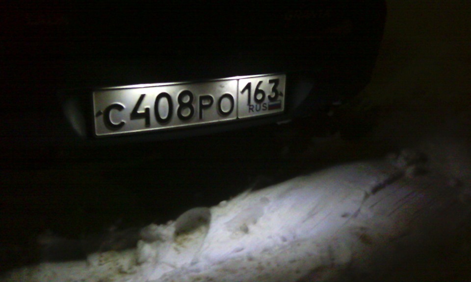 Заменил лампы на подсветку номера — Lada Гранта (1G), 1,6 л, 2013 года ...