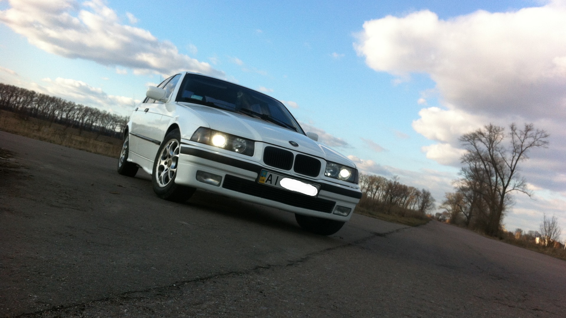 BMW 3 series (E36) 1.6 бензиновый 1992 | Снежинка на DRIVE2