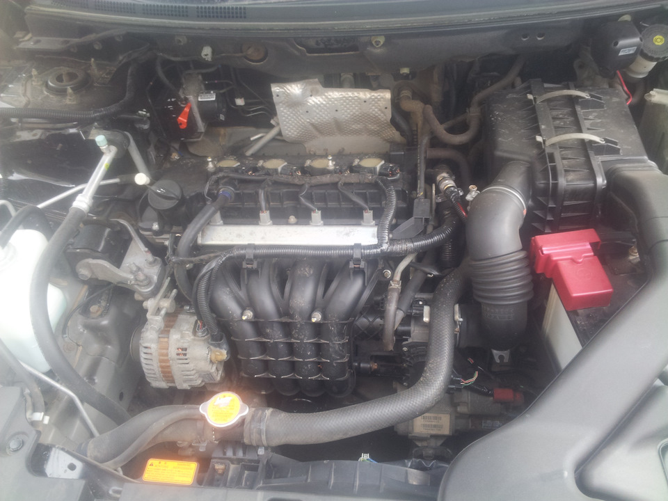 Декоративная крышка двигла — Mitsubishi Lancer X, 1,5 л, 2008 года поломка DRIVE2