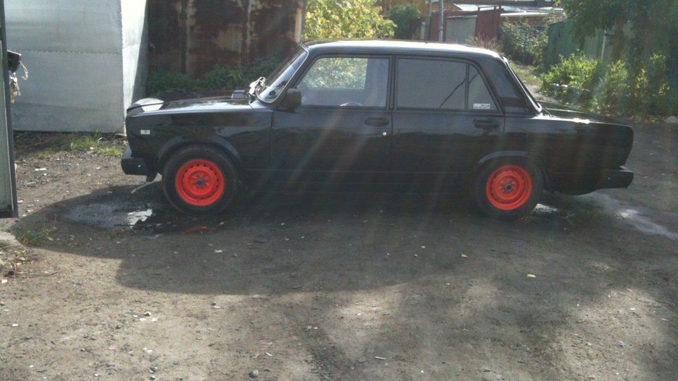 Lada 2107 S.W.A.G.