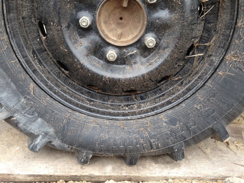 зад давление 0,5 ат. — Lada 4x4 3D