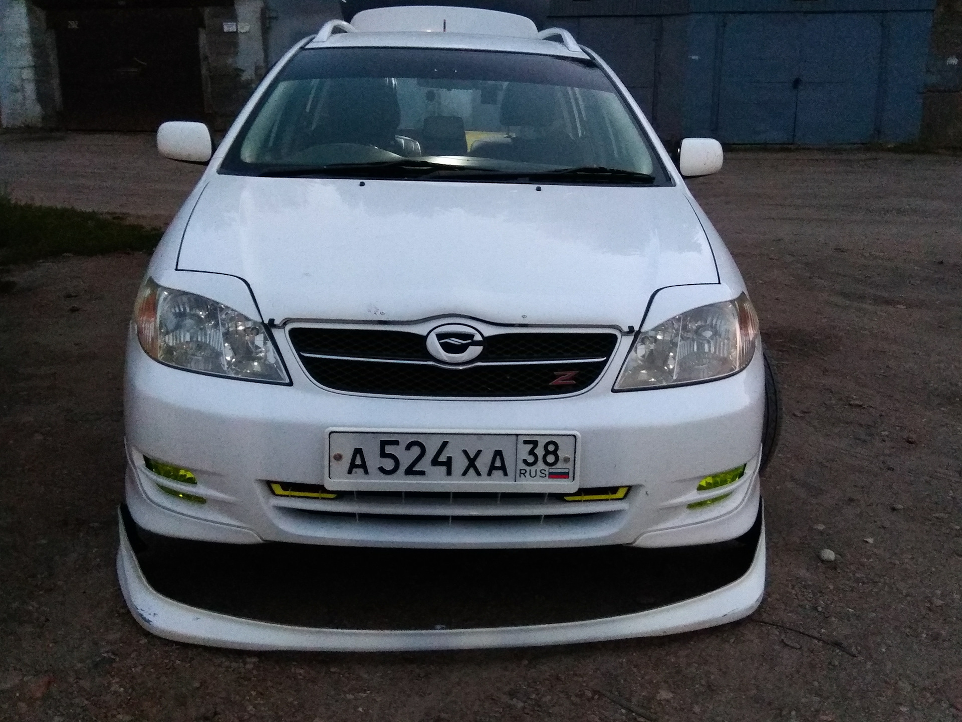 Toyota Corolla Fielder 2005 TRD