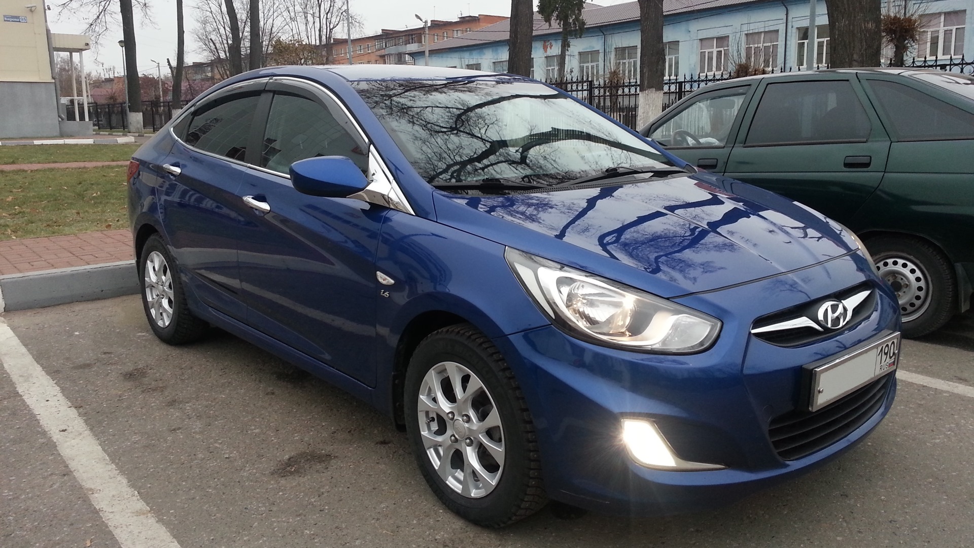 Hyundai Solaris 1.6 бензиновый 2012 | ♂Blue Star♂ на DRIVE2