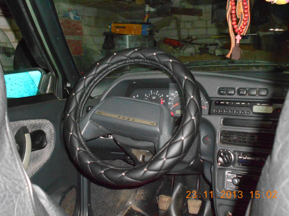 5. ЧЕХОЛ НА РУЛЕВОЕ КОЛЕСО — Lada 2115, 1,5 л, 2006 года | аксессуары ...