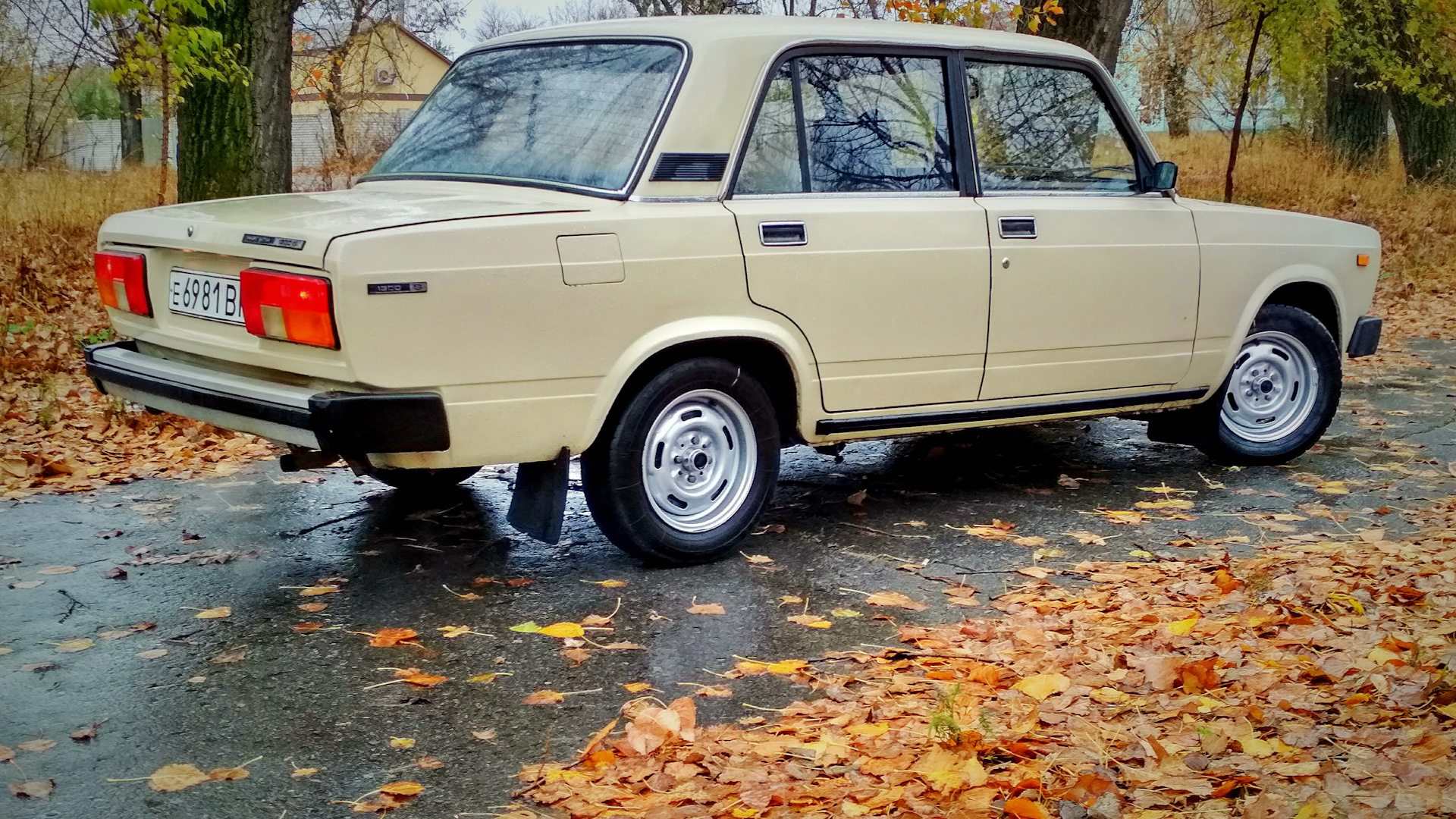 Lada 2105 1.3 бензиновый 1984 | [Все по ГОСТу] на DRIVE2