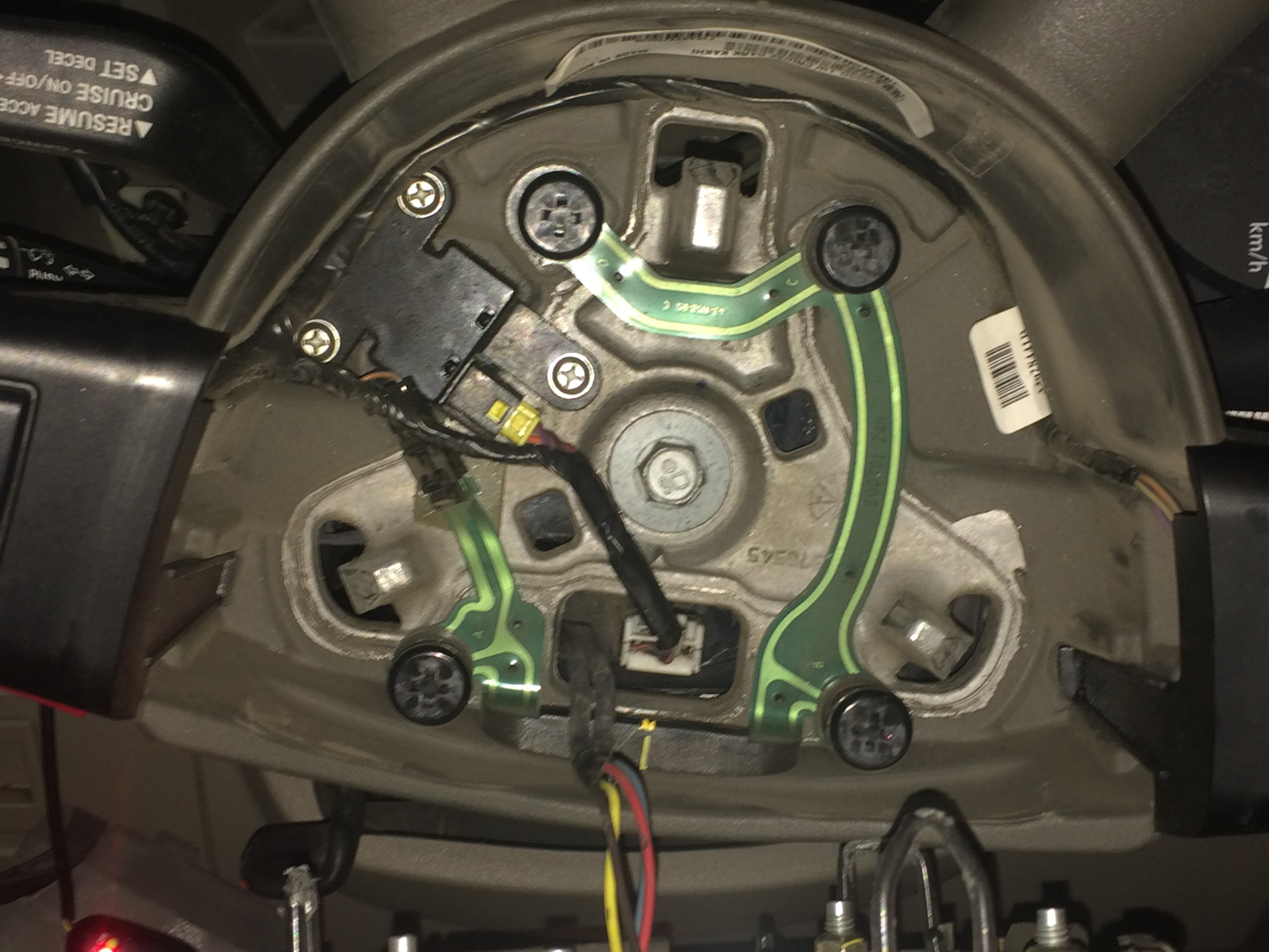 Замена стекла щитка приборов - Dodge Caliber, 2.0 л., 2007 года на DRIVE2