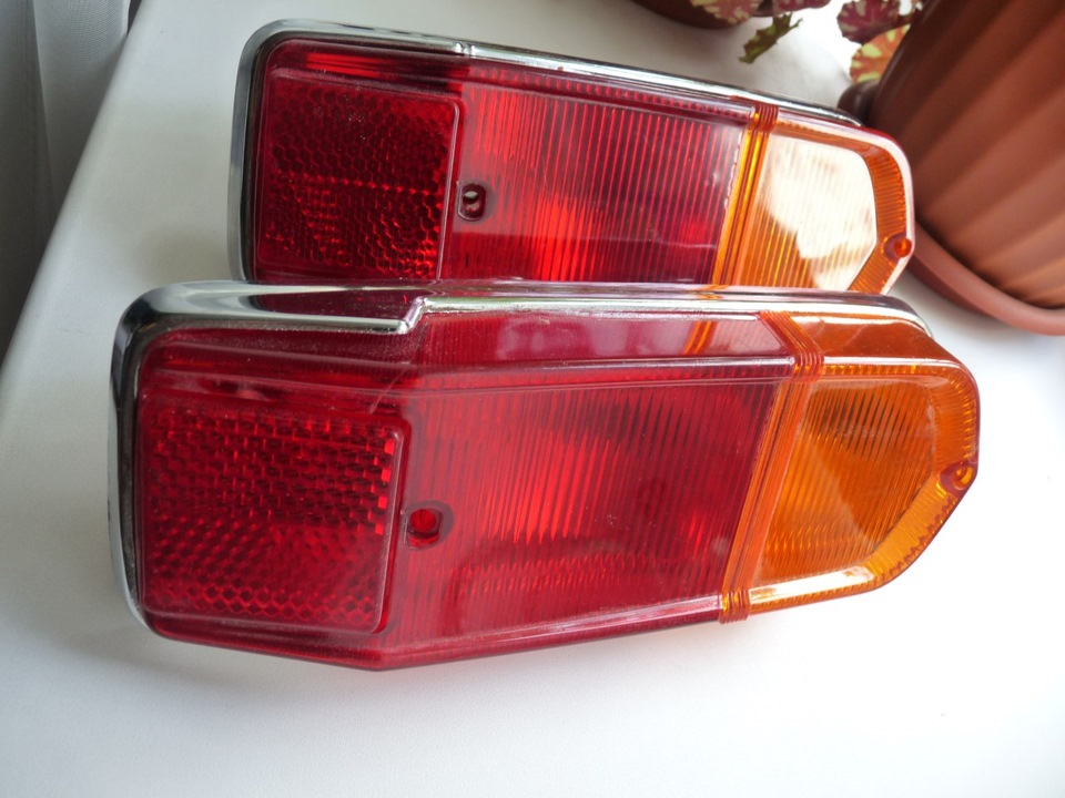 стекла задних фонарей ваз 2102. задние фары ваз 2102 задние. задние фонари ваз 2102. стекло заднего фонаря ваз 2102. фонарь заднего хода ваз 2102.