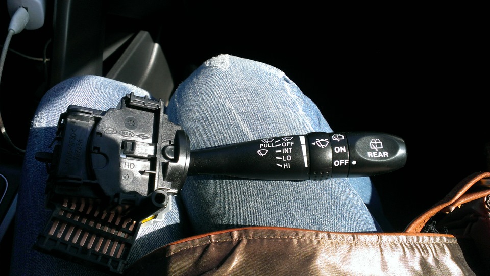 Замена переключателя дворников и салонного фильтра — Hyundai Getz, 1,4 ...