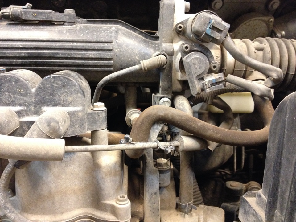 клапан картерных газов матиз 1. 0 вентиляция картера. 8. 8. клапан картерных газов ltj нексия.