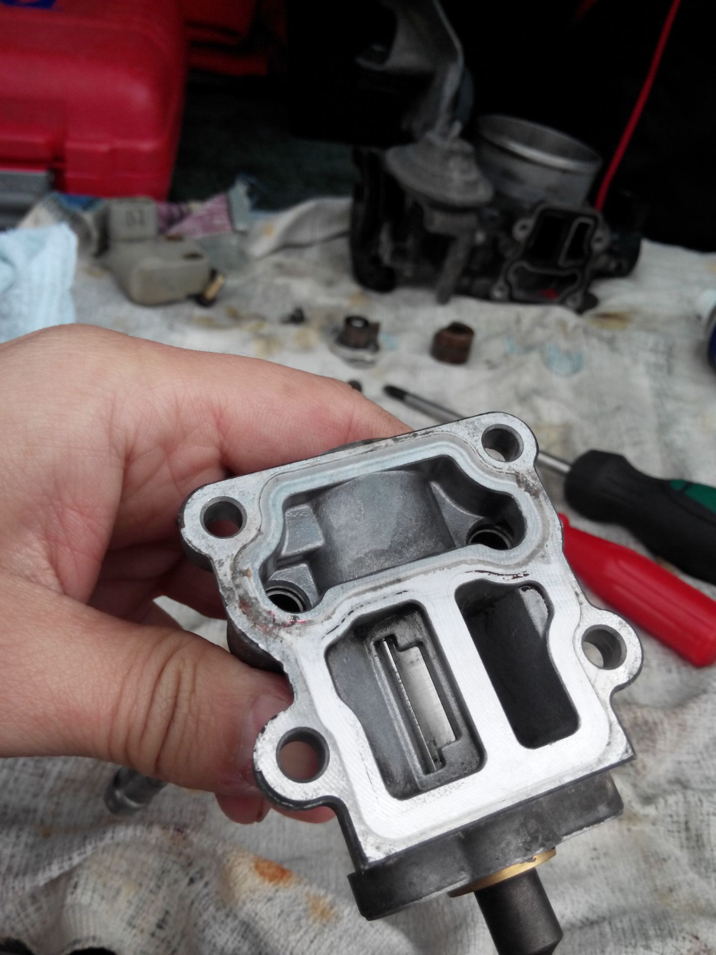 чистка клапана холостого хода