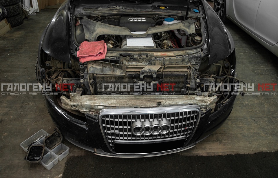 Audi A6 C6 - Установка ксеноновых линз Hella 5R BG, покраска масок в чёрный мато