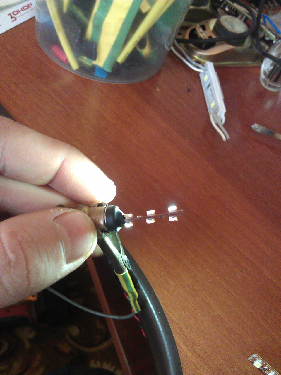 Габариты в блок фару — Lada 2107, 1,5 л, 2007 года | электроника | DRIVE2