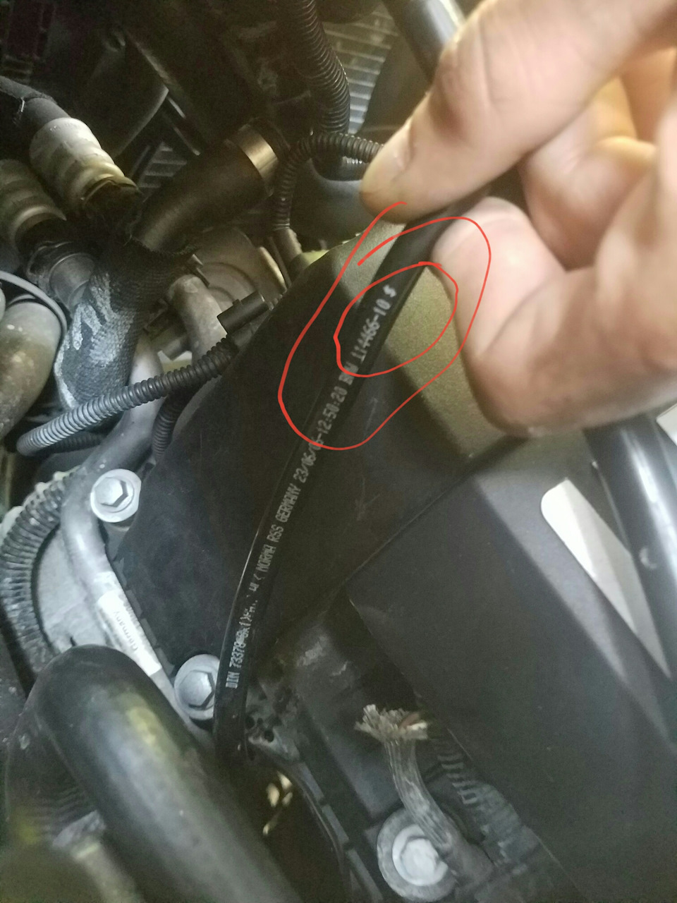 ребят подскажите куда этот шланг подсоединить — BMW X5 (E70), 4,8 л ...