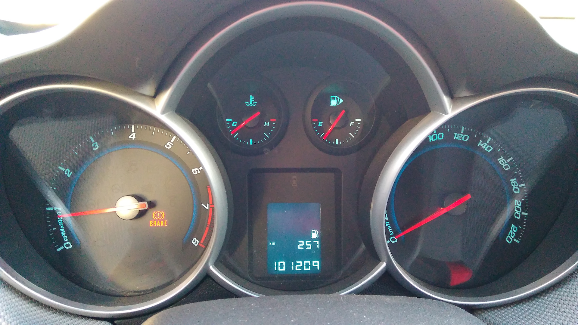 расход топлива шевроле круз 1. какой бензин заливать в круз. расход топлива шевроле круз 1. 6 механика. бк шевроле круз 1.