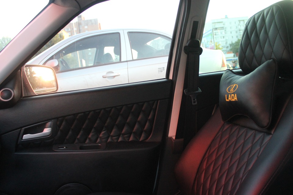 Салон Лады Приоры. — Lada Приора хэтчбек, 1,6 л, 2012 года | стайлинг ...