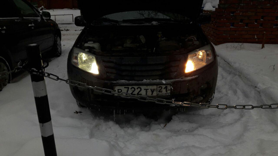 #56. Замена ходовых огней — Lada Гранта (1G), 1,6 л, 2013 года ...