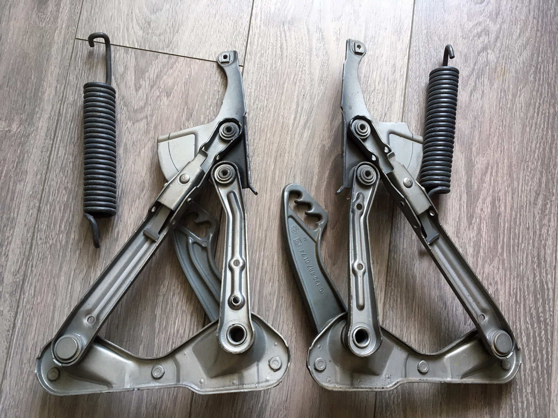 комплект рычагов мерседес 124. запчасти мерс 124. мотор электро сидения мерседес 124 w124. запчасти мерс 124. запчасти мерс 124.