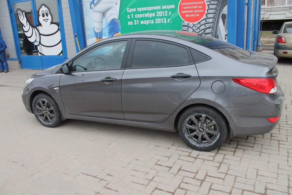 Диски на лето))) — Hyundai Solaris (1G), 1,6 л, 2012 года | колёсные ...
