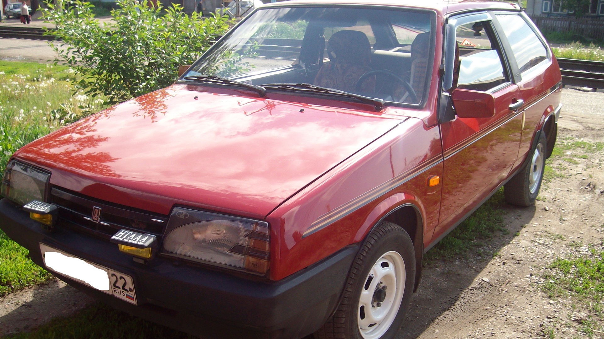 Lada 21088 1.3 бензиновый 1995 | спелая вишня на DRIVE2