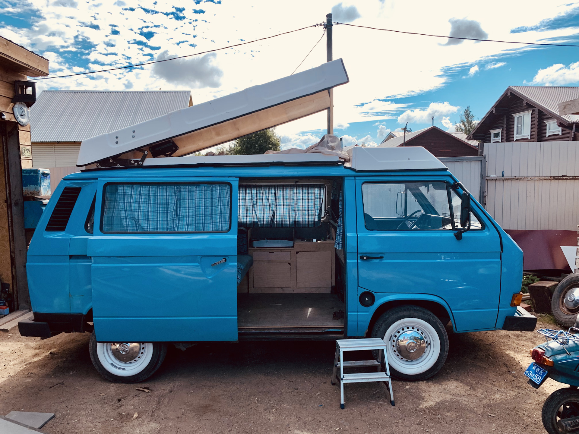 крыша на т 3. т2 фольксваген крыша багажника. крыша на т 3. Vw t3 багажник. T3 transporter багажник volkswagen.