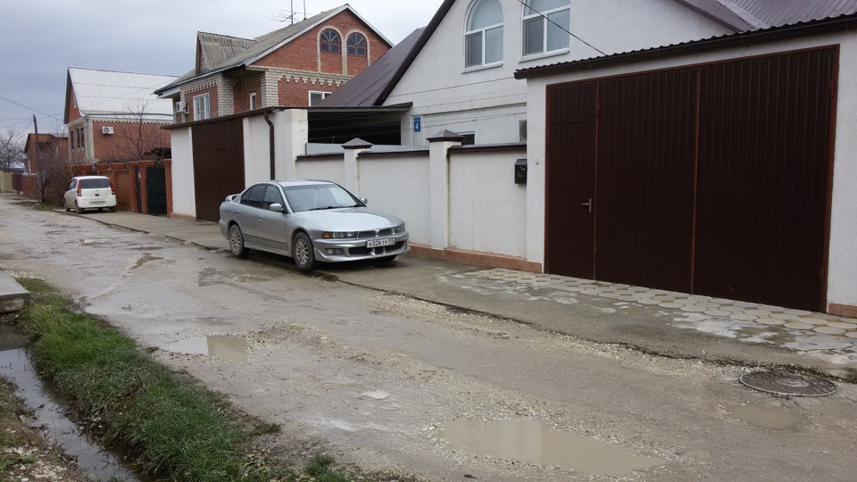 меняем ступичный подшипник — Mitsubishi Legnum, 1,8 л, 1997 года ...