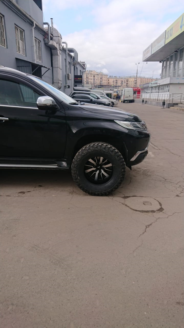 Фото в бортжурнале Mitsubishi Pajero Sport (3G)