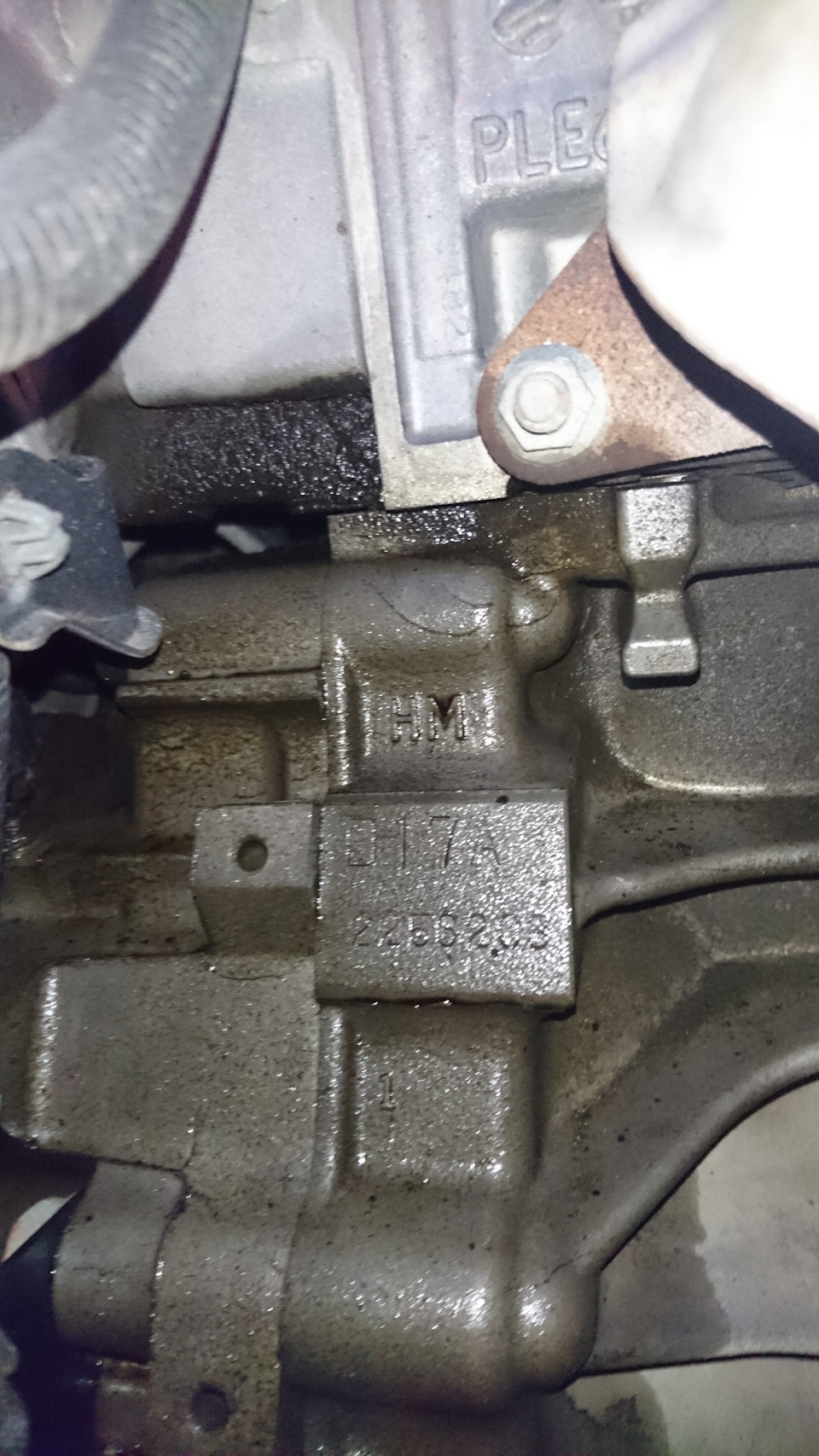 Выдавило масло из под клапана VTEC — Honda Stream (RN), 1,7 л, 2003 ...