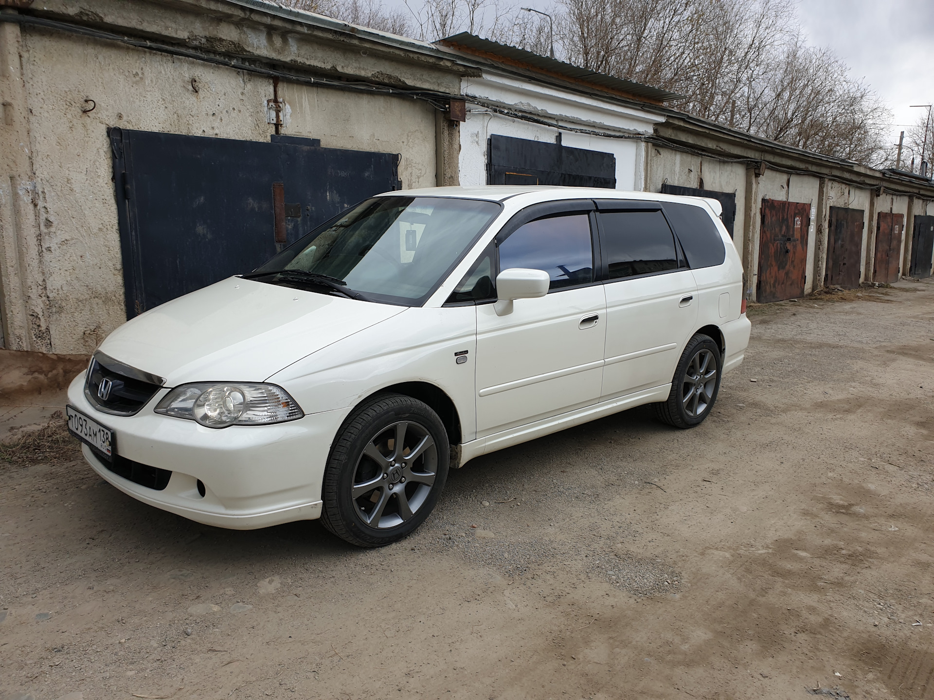 Одиссей р. Honda Odyssey r18. Honda Odyssey 2 r18. Диски Honda Odyssey r18. Хонда Одиссей 2 поколения r18.