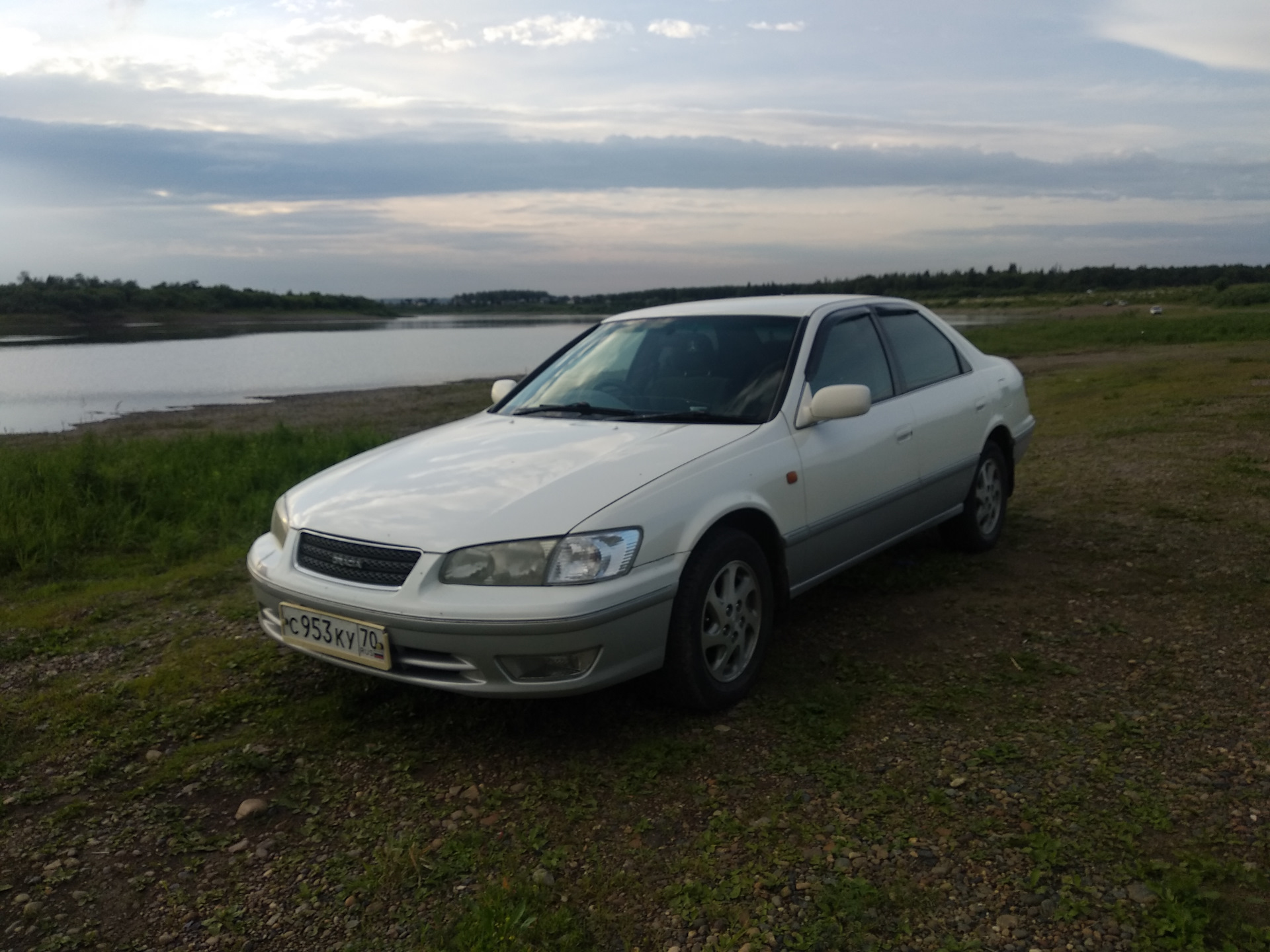 Toyota Camry Gracia 2 2 японка