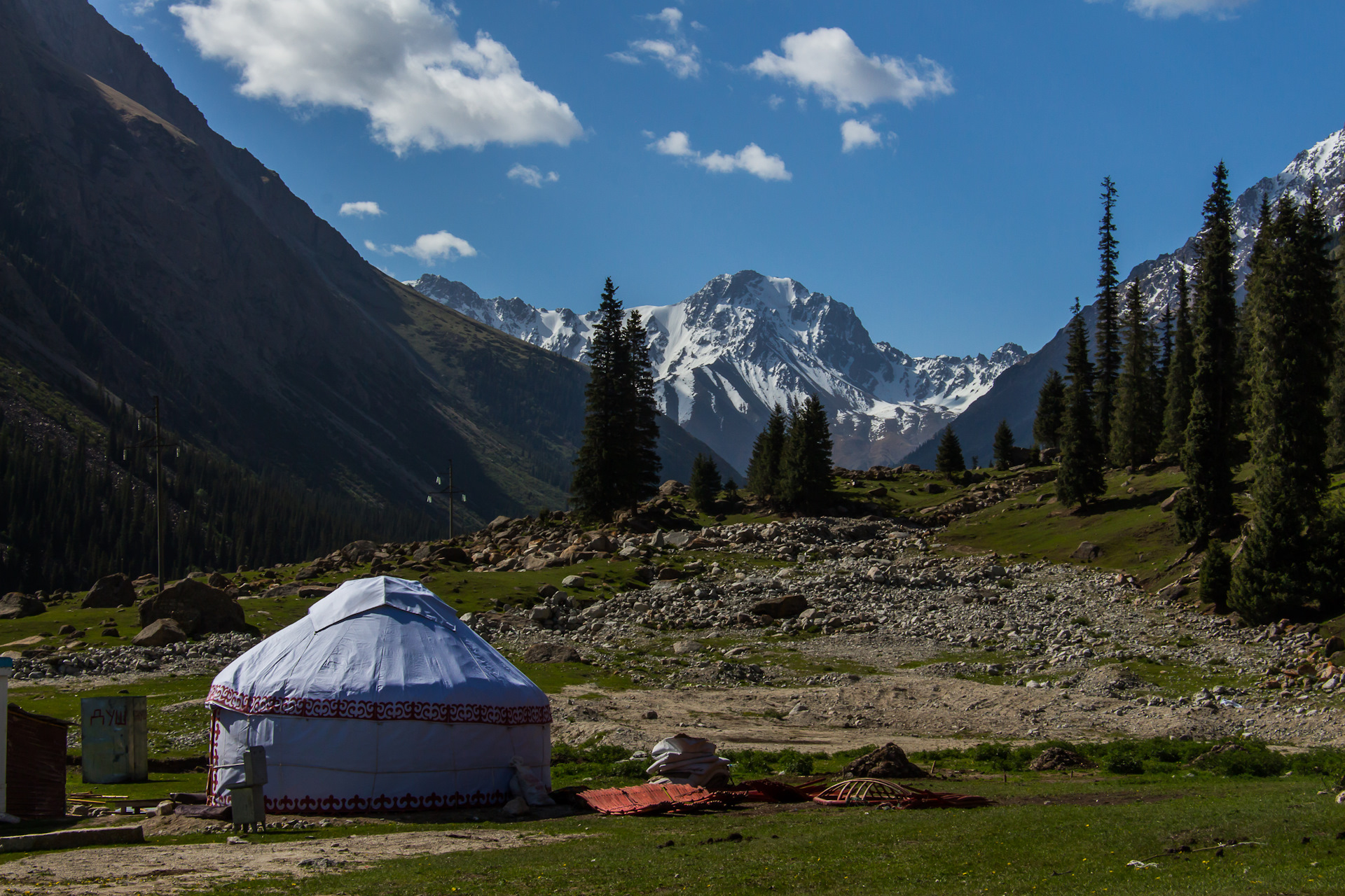 Жайлоо Киргизия юрта гора