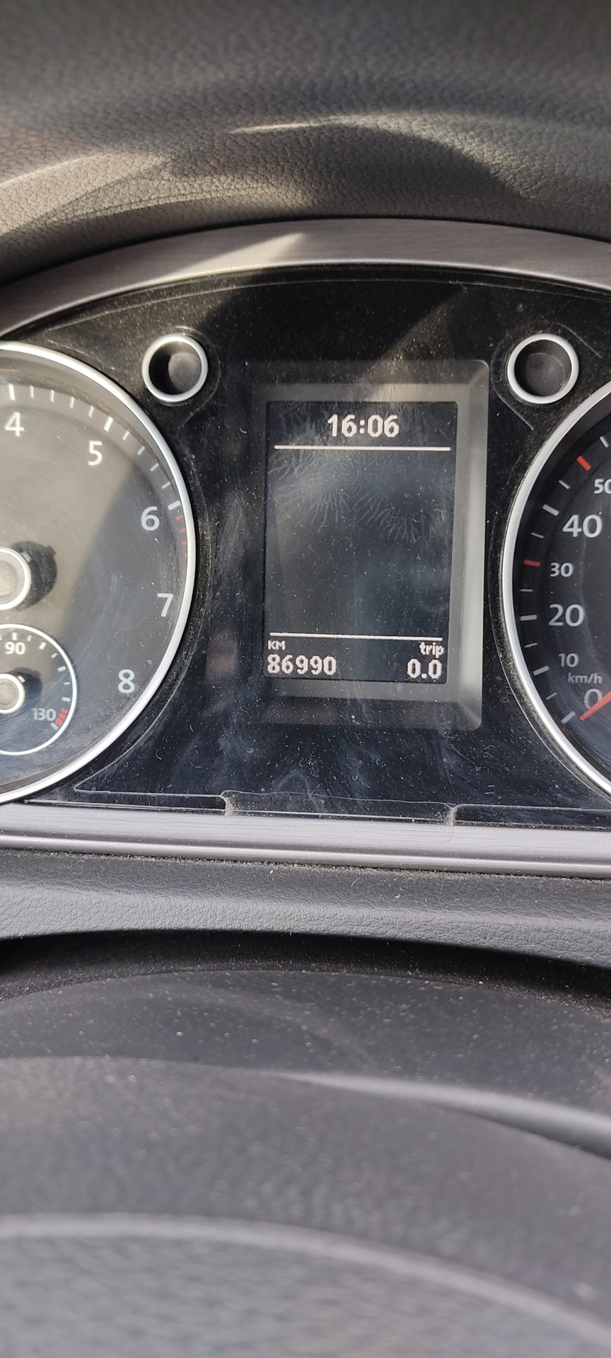 Замена масла и фильтра — Volkswagen Passat Variant (B7), 1,8 л, 2012 ...