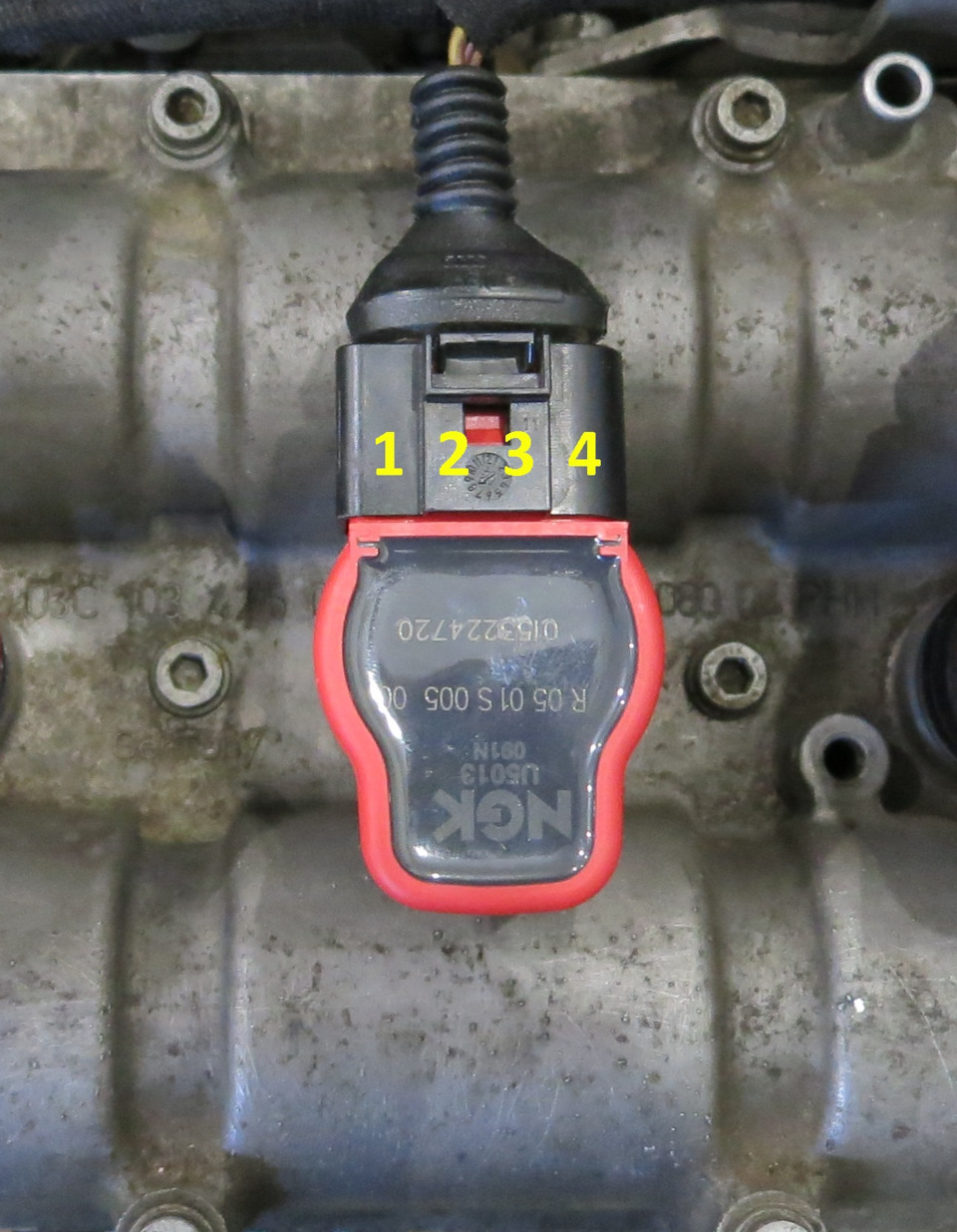 26. Катушки зажигания NGK 48040 (красные) — Skoda Fabia Mk2, 1,6 л ...