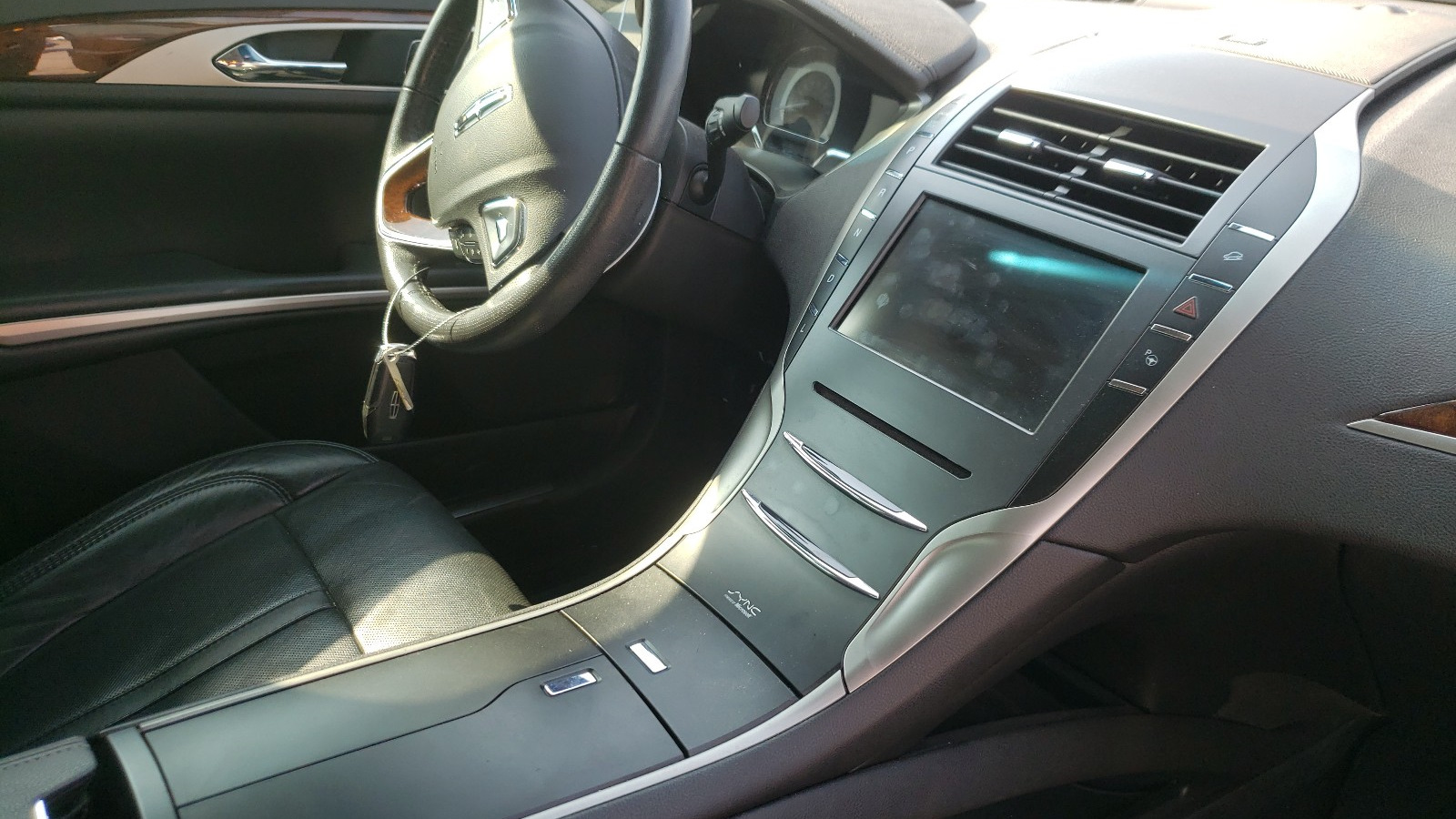 Lincoln MKZ Hybrid 2.0 бензиновый 2014 | Алый парус на DRIVE2