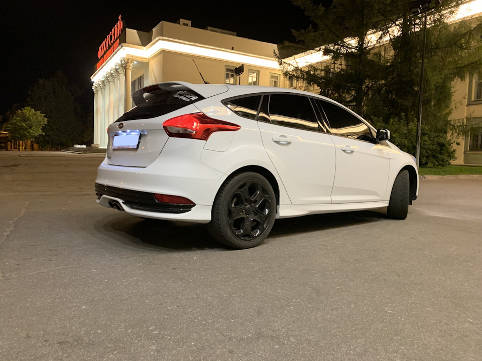 Замена внешнего пыльника шруса (п/л) — Audi A4 (B5), 2,8 л, 1995 года ...