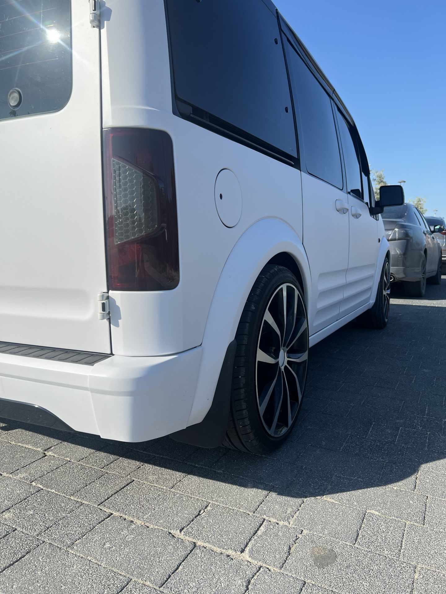 27- Брызговики оригинал на конект — Ford Tourneo Connect (2G), 1,8 л ...