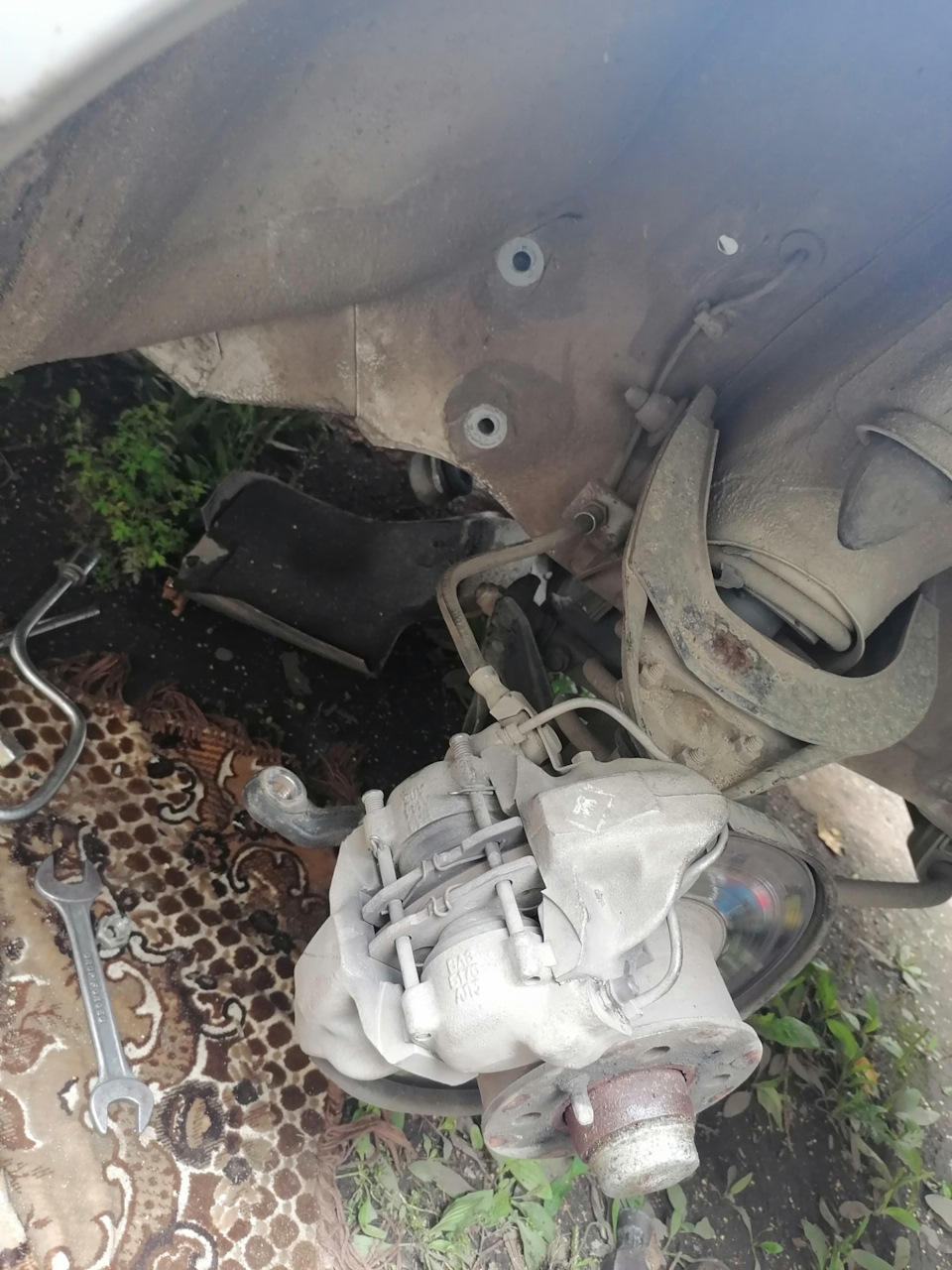 №7 Замена маятника на подшипниковый, замена рулевых наконечников R ...