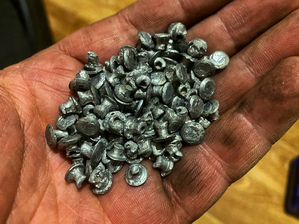 . — Renault Logan (2G)