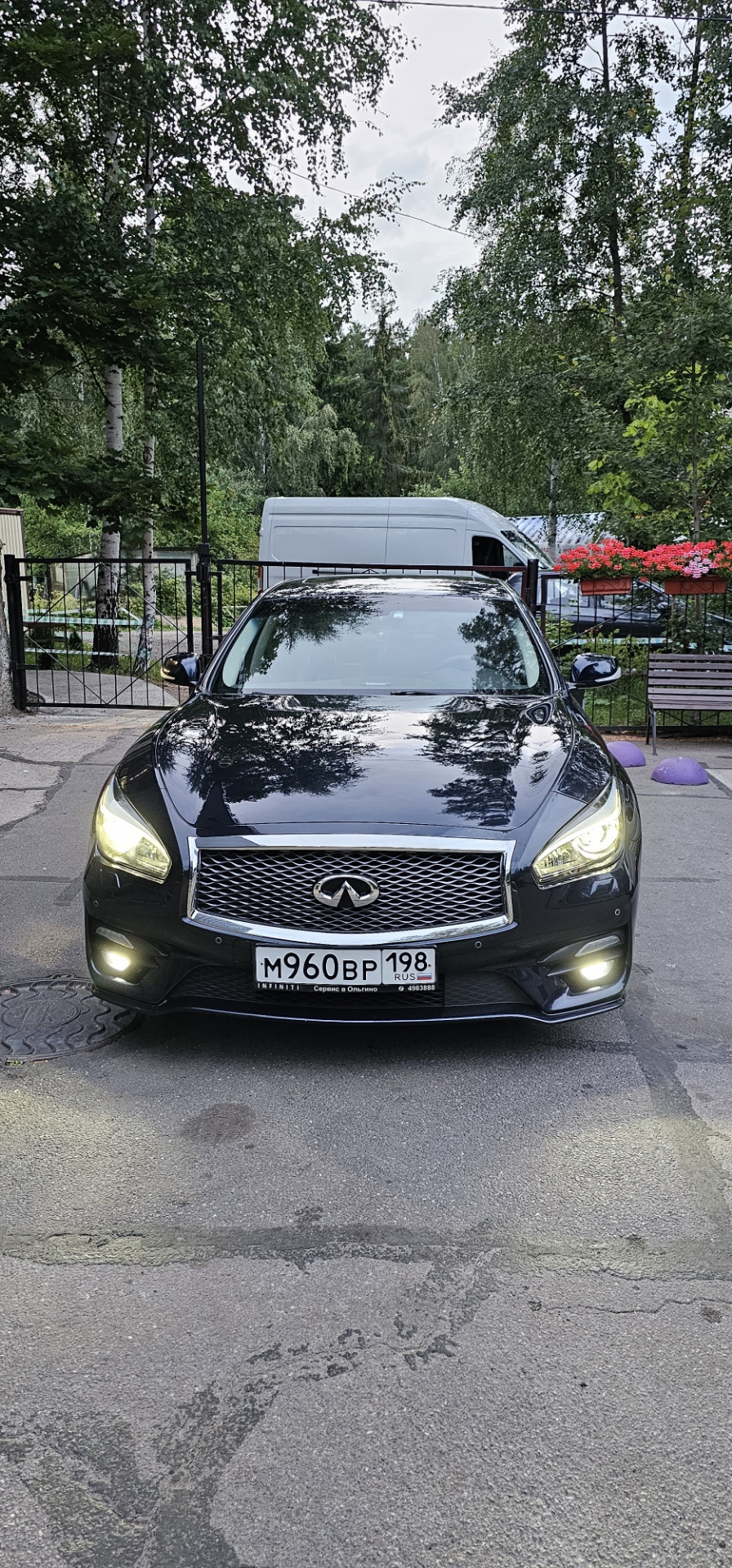 С возвращением моя королева 👑 — Infiniti Q70, 3,7 л, 2015 года | стайлинг  | DRIVE2