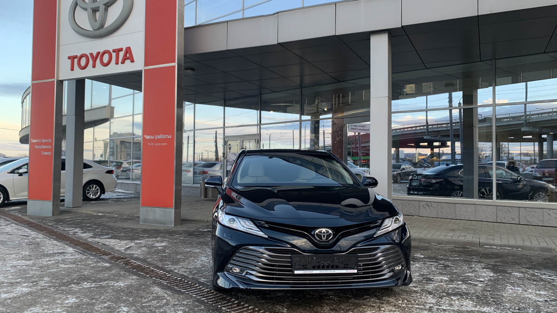 Toyota Camry (XV70) 2.5 бензиновый 2020 | Синий перламутр на DRIVE2