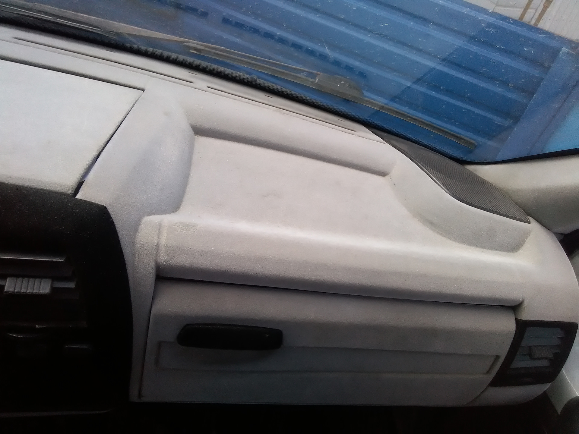 Приборная панель во флоке. — ГАЗ Газель, 2,4 л, 2005 года | тюнинг | DRIVE2